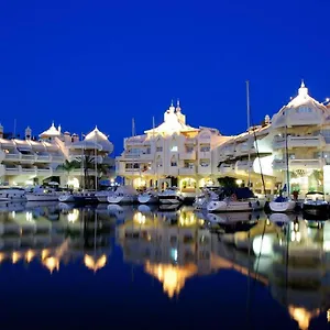 Apartamento One Palm View 2-bdr - A Step From The Ocean!, Benalmádena